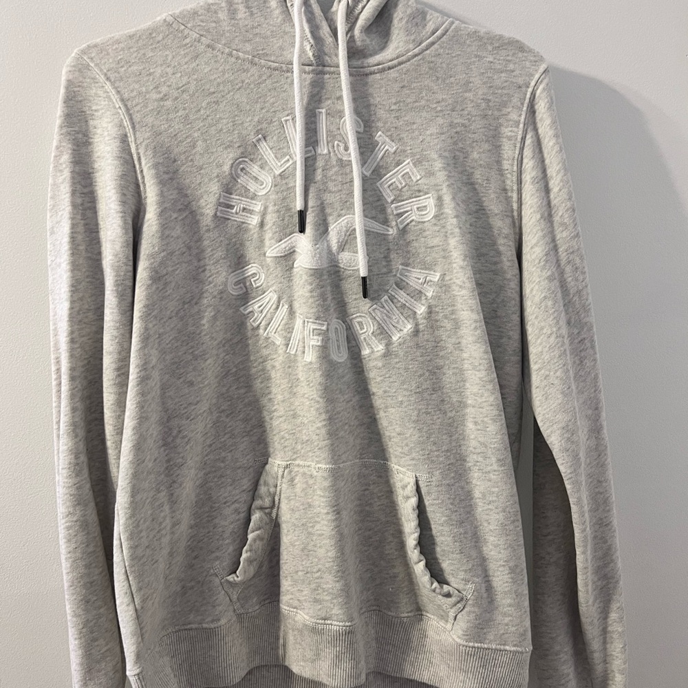 Light gray hollister hoodie